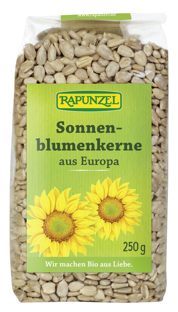 Bio Sonnenblumenkerne von Rapunzel in einer Schüssel, ideal zum Kochen, ab 250g, helle und knusprige Samen.