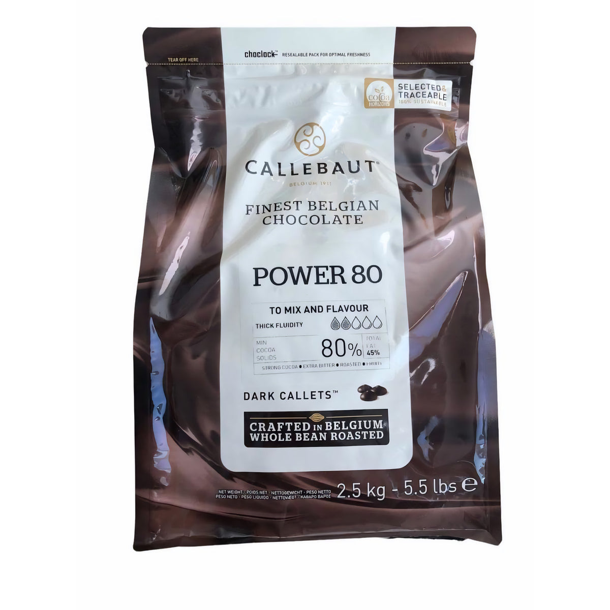 Dunkle Callets Power 80 von Callebaut, ideal zum Kochen, in einer 2,5 kg Verpackung, glänzend und gleichmäßig geformt.