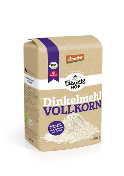 Vollkorn Dinkelmehl Bio von Bauckhof, Demeter-Qualität, in 1kg-Packung, zum Kochen und Backen, mit Mehl in der Verpackung.