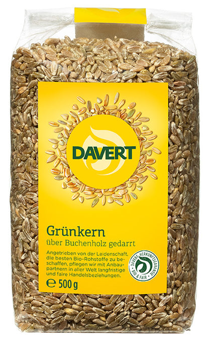 Bio Grünkern von Davert, 500g, zum Backen, sichtbares getrocknetes und geschältes Korn in der Verpackung