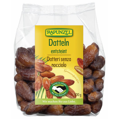 Rapunzel Bio Datteln ohne Stein Deglet Nour, offen und getrocknet, in einer transparenten Verpackung, Nahaufnahme
