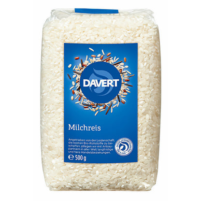 Bio Milchreis von Davert in einer Schüssel, zum Kochen geeignet, cremig und frisch, in einer 500 g Packung.