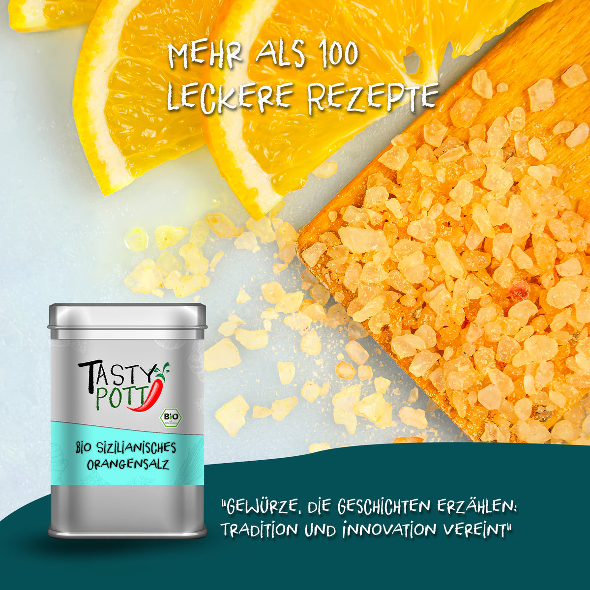 Tasty Pott Orangensalz aus Sizilien 125g Dose vor Orangenscheiben und grobem Salz, daneben Holzbrett mit Orangensalzstücken.