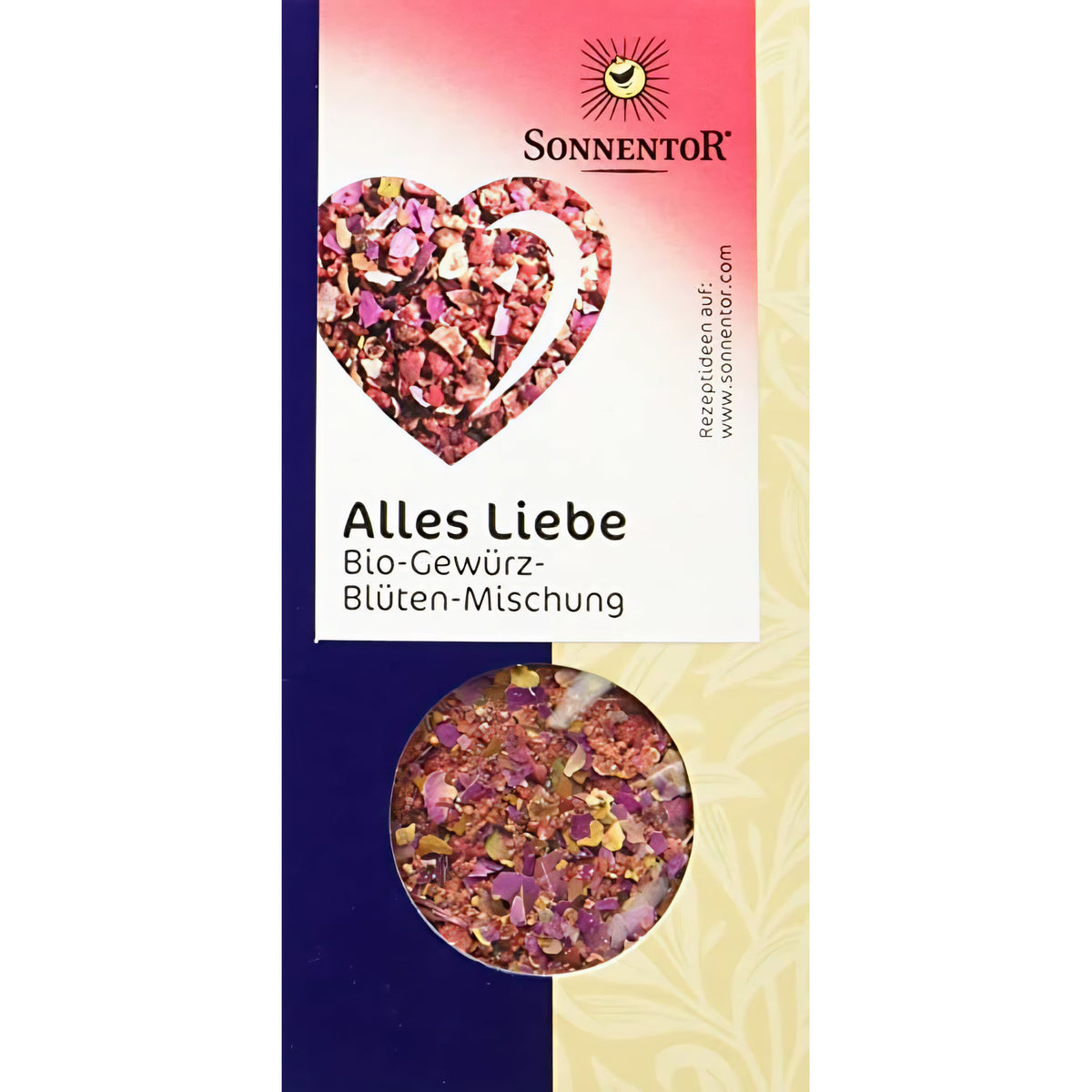 Nahaufnahme der Sonnentor Alles Liebe Gewürz-Blüten-Mischung, Fokus auf die bunte Mischung im Sichtfenster der Verpackung.