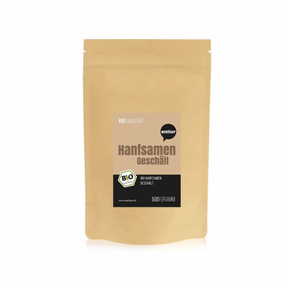 Bio Hanfsamen von Wohltuer, geschält, in einer großen Verpackung, als nährstoffreiches Superfood, auf einem weißen Hintergrund.