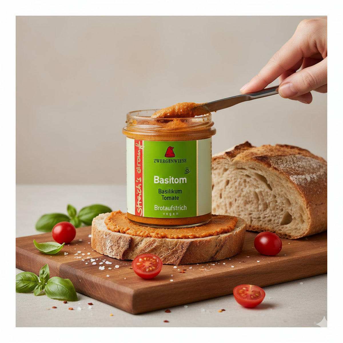 Zwergenwiese Bio Aufstrich streichs drauf Basitom (Basilikum-Tomate) laktosefrei, 160 g - fit and life shop