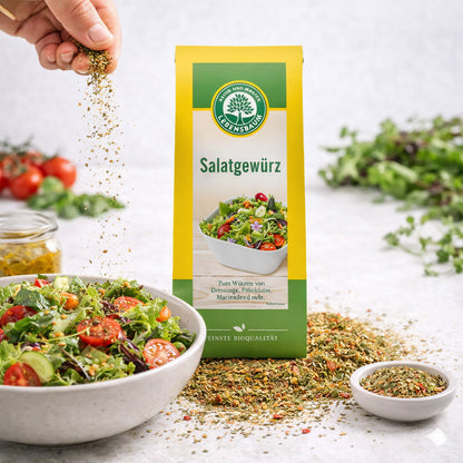 Bio Salatgewürz von Lebensbaum in 3 x 40g Packungen, frische Kräuter und Gewürze für Salate, natürlich und aromatisch.