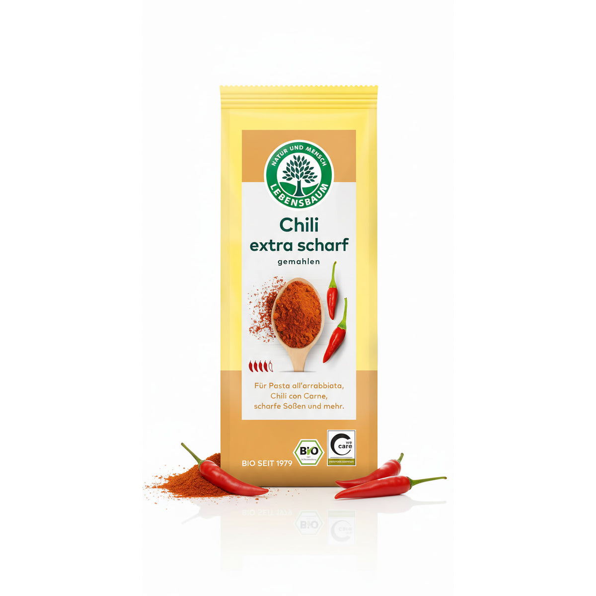 Gemahlenes Bio Chili von Lebensbaum, extra scharf, in 50g Packung, ideal zum Kochen und Würzen in der Küche.