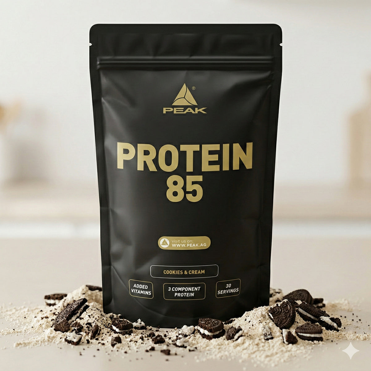 Hochwertiges Peak Protein 85 Plus Muskelaufbau Pulver in verschiedenen Geschmacksrichtungen, 900g, Nahaufnahme der Verpackung.