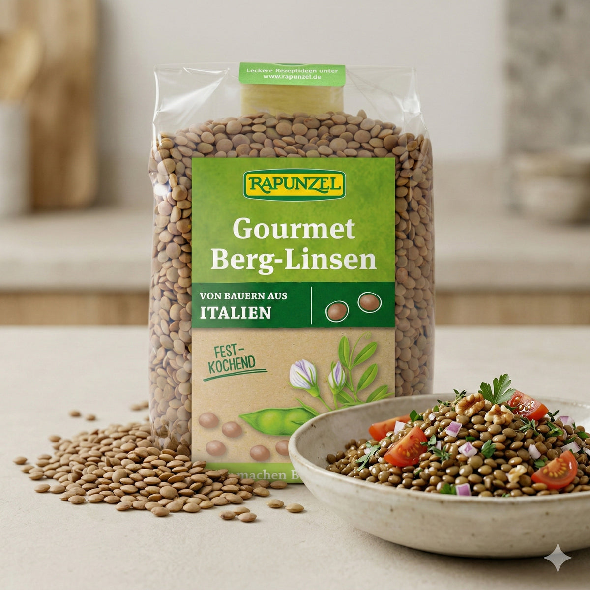 Bio Berglinsen von Rapunzel in einer Schüssel, perfekt zum Kochen, mit grünen und braunen Linsen sichtbar.