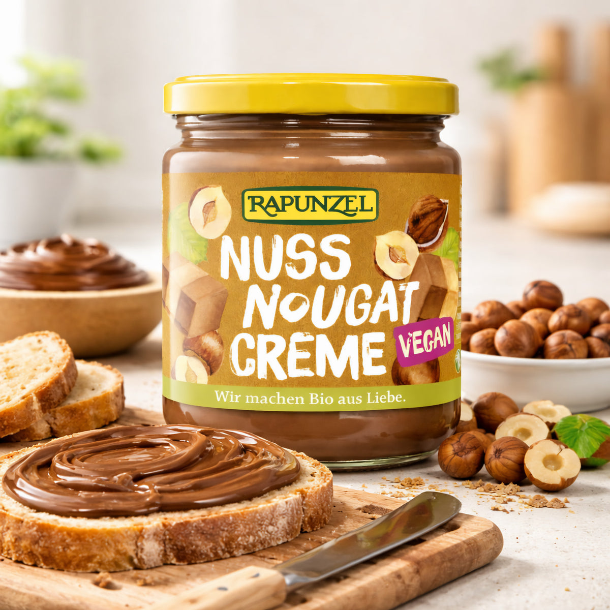 Veganer Rapunzel Bio Nuss-Nougat-Creme in Glas, cremige Nuss-Schokoladen-Füllung, ideal zum Kochen und Backen, ab 250g