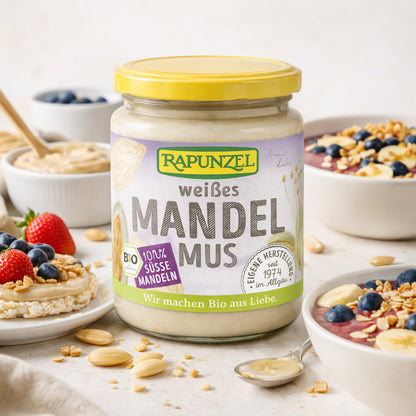 Weißes Bio-Mandelmus von Rapunzel in 250g Packung, cremige Textur, ideal zum Kochen, aus europäischer Herstellung.