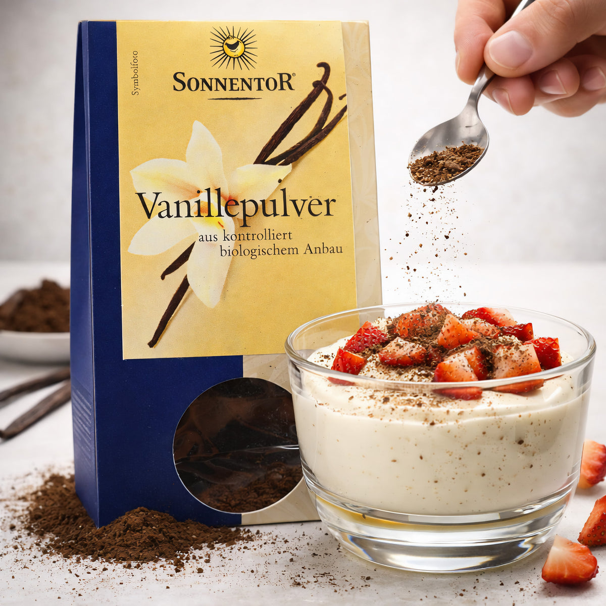 Bio Vanillepulver von Sonnentor, fein gemahlenes Vanillepulver in einer Verpackung, ideal zum Kochen und Backen.