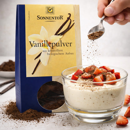 Bio Vanillepulver von Sonnentor, fein gemahlenes Vanillepulver in einer Verpackung, ideal zum Kochen und Backen.