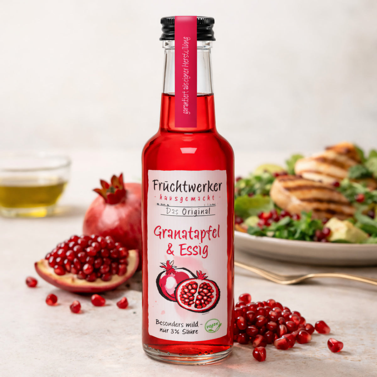 Fruchtwerker Granatapfel & Essig in 250ml Flasche, fruchtbetonter Essig mit Granatapfelgeschmack, natürliche Zutaten.