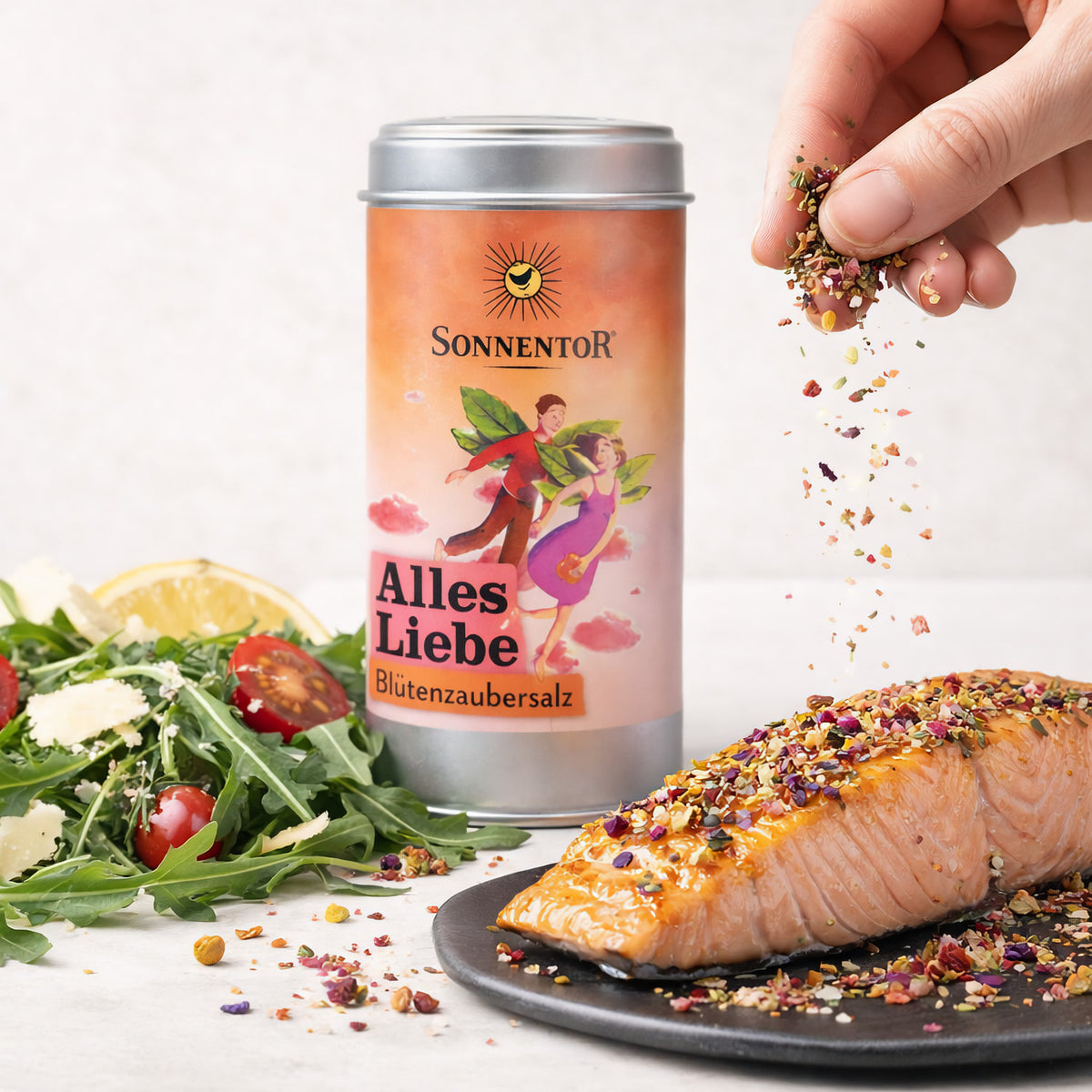 Sonnentor Alles Liebe Blüten-Zaubersalz in 90g Packung, für kreatives Kochen mit bunten Blüten und aromatischem Salz.