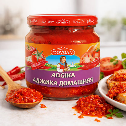 Dovgan "Adgika" scharfe Tomaten-Paprika-Sauce, 12 Flaschen à 380 ml, für schmackhafte Gerichte in der Küche
