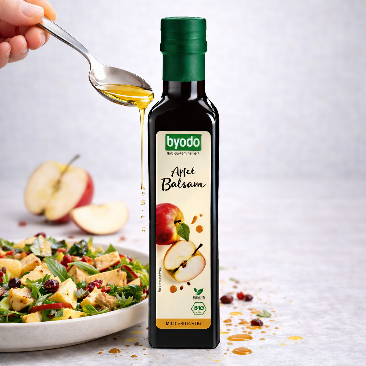 Bio Byodo Apfel-Balsam zum Kochen, flüssig, mit Apfelaroma, in einer 250 ml Flasche, ideal für Salate und Marinaden
