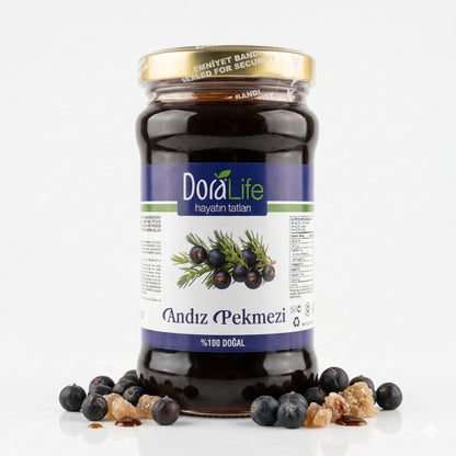 Dora Life Wacholderbeerensirup im Glas, ideal für Frühstück, 380g, mit fruchtigem Wacholderbeerengeschmack.