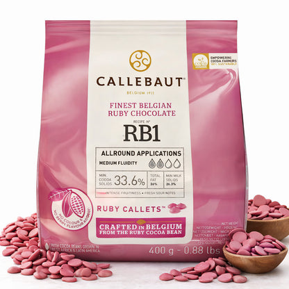 Callebaut Ruby Kuvertüre Callets RB1, 43,6% Kakao, zum Backen, in einer Schüssel für Backzutaten, braune Schokoladenkuvertüre
