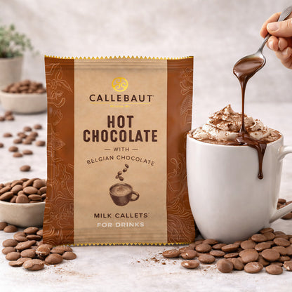 Callebaut Hot Chocolate Vollmilch Callets, Backen, 25 x 35g, cremige Milchschokoladen-Tropfen für Kuchen und Gebäck