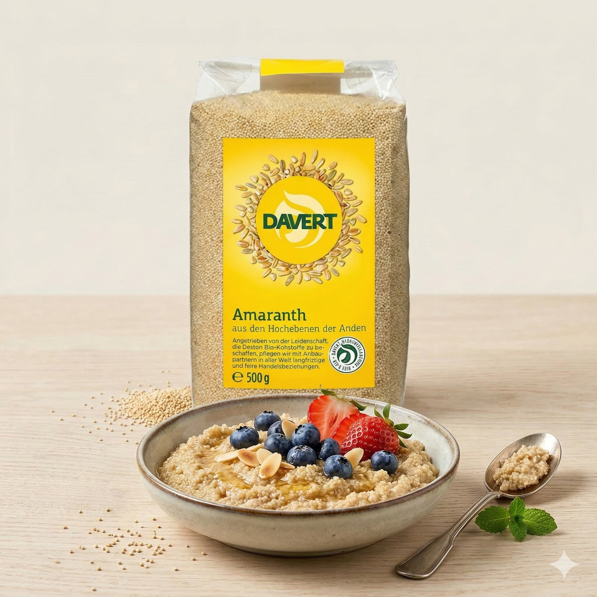 Bio Amaranth von Davert, 500g Packung, ideal zum Backen, mit getrocknetem Amaranth in einer transparenten Verpackung