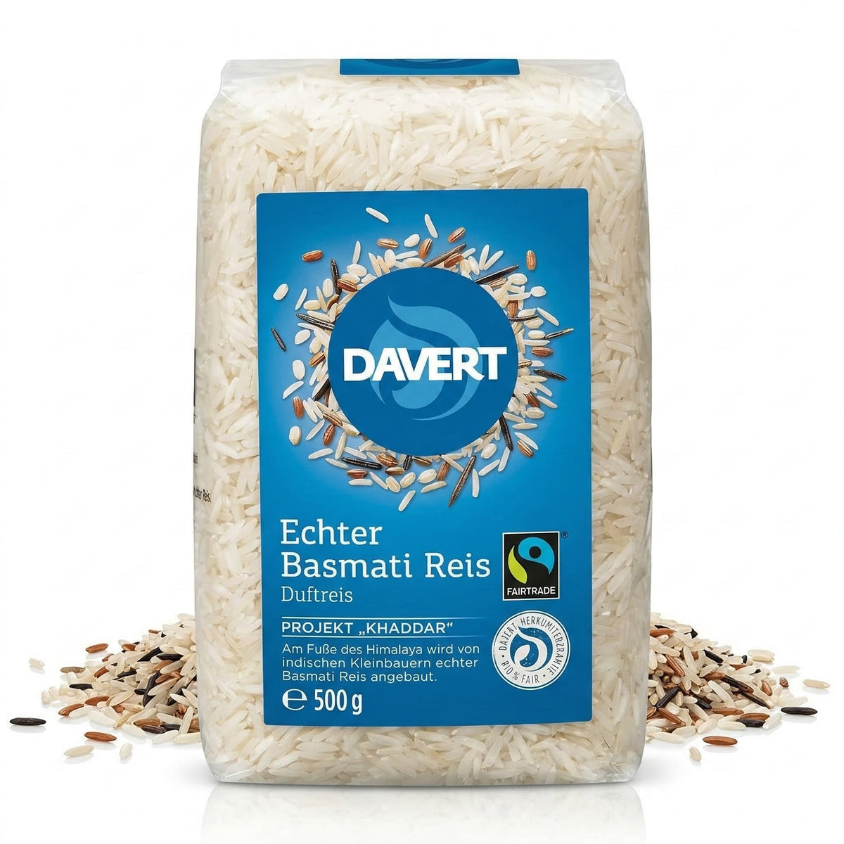 Eine 500g Packung Davert Basmati Reis weiß, stehend aufrecht mit sichtbarem Etikett und losem Reis daneben.