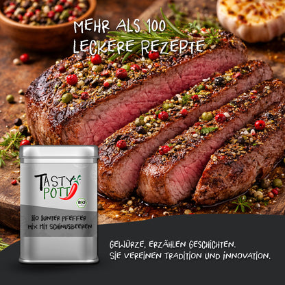 Aufgeschnittenes Steak mit Tasty Pott Bunter Pfeffer Mix mit Schinusbeeren bestreut, daneben die Gewürzdose.