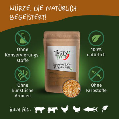 Tasty Pott Bio Pyramidenflocken Chili Salz Nachfüllbeutel auf grünem Hintergrund mit Symbolen für natürliche Zutaten und ohne Zusatzstoffe.