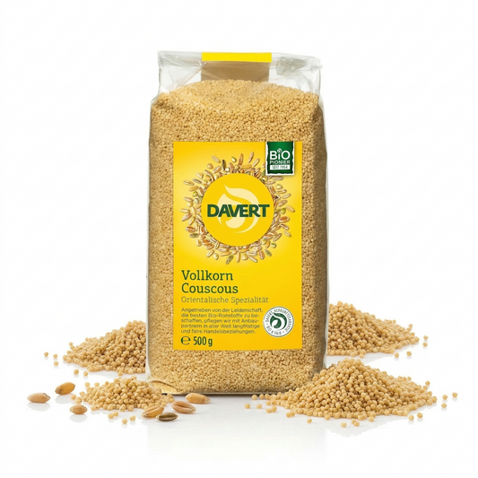 Vollkorn Couscous von Davert in einer Schüssel, ideal zum Kochen, mit sichtbaren Körnern in einer Küchenumgebung