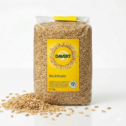 Bio Nackthafer von Davert, roh und ungeschält, ideal zum Kochen, in einem transparenten Behälter sichtbar