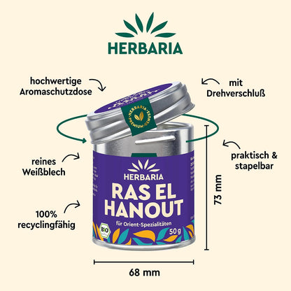 Herbaria Ras el Hanout Dose mit geöffnetem Deckel, Maßangaben und Hinweisen zur Aromaschutzdose auf hellem Hintergrund.